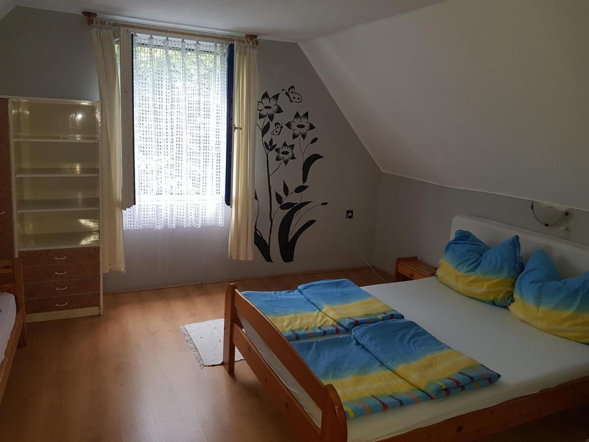 Aron Apartman Бадачоньтомай Экстерьер фото
